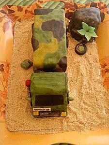 Un camion militaire en gâteau DSC00971