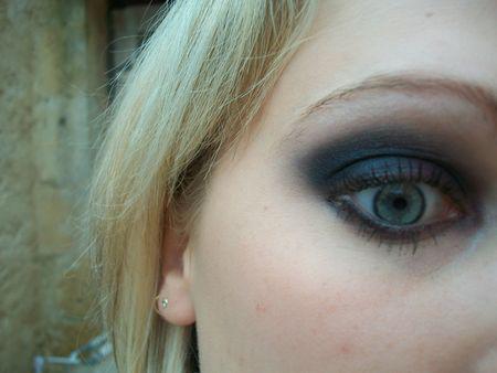 Jet & Black Dog Black palette URBAN DECAY make_up_009