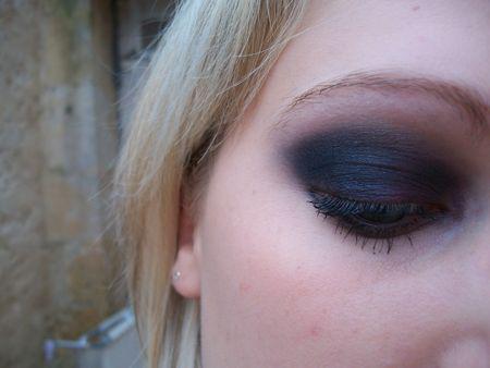 Jet & Black Dog Black palette URBAN DECAY make_up_011