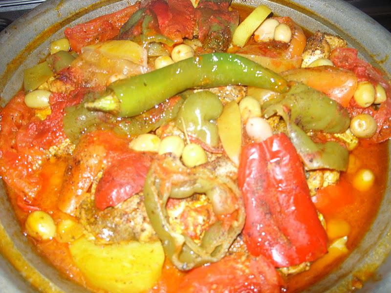 Salade aux poivrons frits et au thon Salade aux poivrons frits et au thon