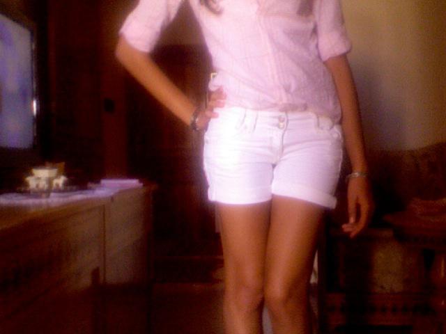 Hot or Not ? Image and video hosting by TinyPic