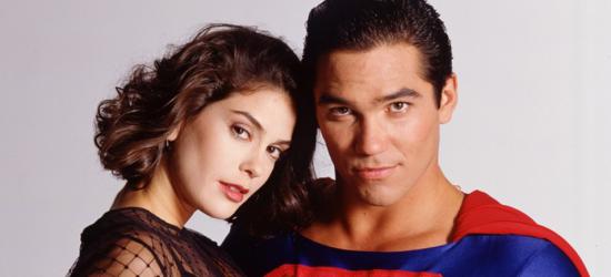 SMALLVILLE : Teri Hatcher va jouer la mère de Loïs Lane ! SMALLVILLE : Teri Hatcher va jouer la mère de Loïs Lane !