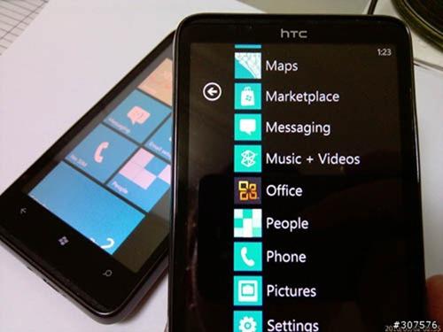 [Concurrence iPhone] Photos et caractéristiques  du HTC HD7...