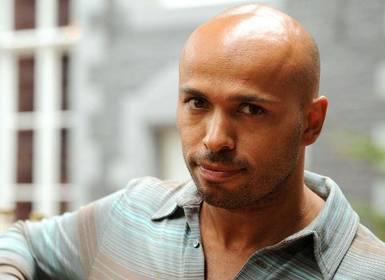 Sortir de garde à vue ? Simple comme un coup de fil à… Pierre Sarkozy ! eric-judor.1285398474.jpg