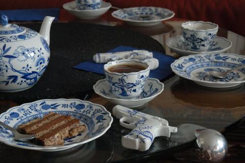 pistolet en porcelaine (2) Des pistolets en porcelaine