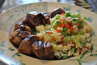 Brochettes de poulet, sauce érable et balsamique Brochettes de poulet, sauce érable et balsamique