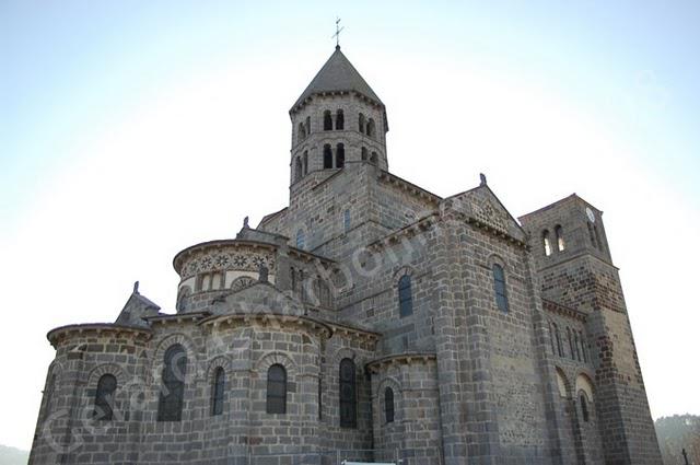Eglise romane de Saint-Nectaire - Puy de Dôme