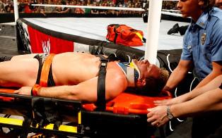 Chris Jericho sorti sur un civière Sévère blessure pour Chris Jericho