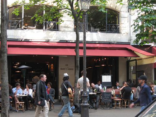 LesMarronniers-20PrieureHotel Les Marronniers : LA terrasse du Marais