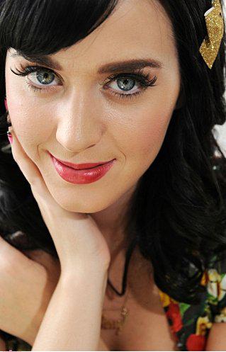 Katy+Perry+normal 01