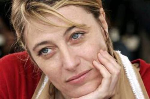 http://www.iicparigi.esteri.it/IIC_Parigi/webform/..%5C..%5CIICManager%5CUpload%5CIMG%5C%5CParigi%5Cvbt.jpg