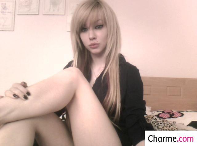Contribution amateur d’une blonde Contribution amateur d’une blonde