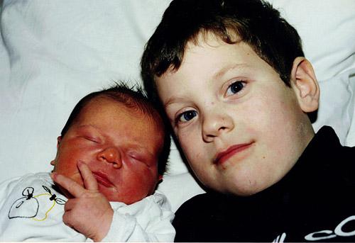 Mon frère Loïc s’est marié civilement aujourd’hui... Mon frère Loïc s’est marié civilement aujourd’hui...