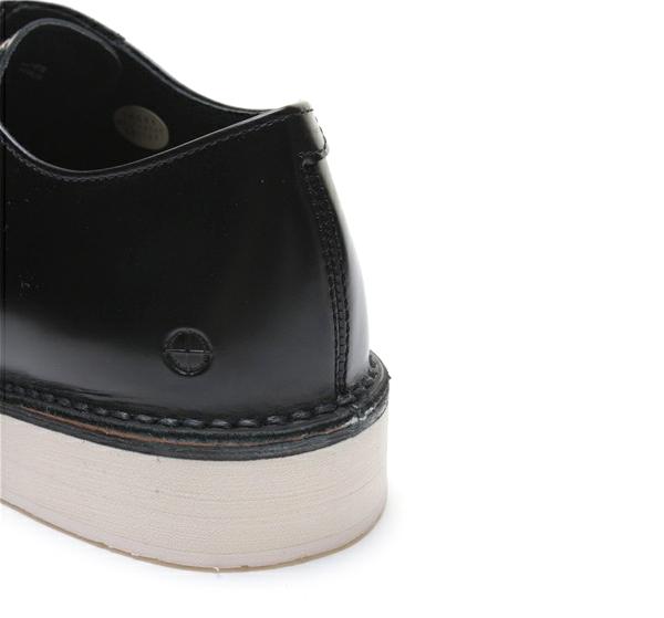 CAUSE – F/W 2010 – POSTMAN SHOES CAUSE – F/W 2010 – POSTMAN SHOES