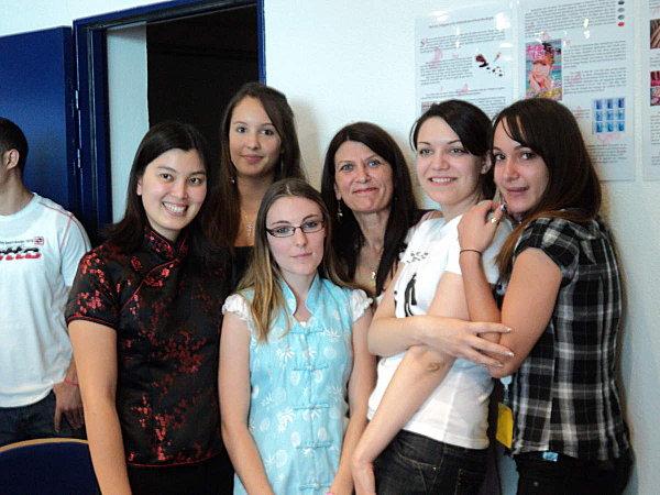 Animasia 2010 : Les photos ! http://img.over-blog.com/600x450/3/92/41/80/mes-images/DSC00418.JPG