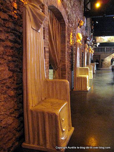 13-arts-forains-sieges-inquietants.JPG