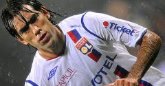 César Delgado (Olympique Lyonnais) César Delgado (Olympique Lyonnais)