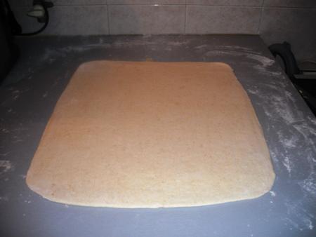 Petits pains roulés aux abricots secs et amandes Petits pains roulés aux abricots secs et amandes