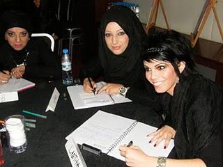 yes! am back !! avec des photos MAC yes! am back !! avec des photos MAC