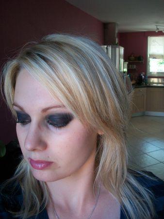 Barracuda & Black Dog Black palette make_up_024