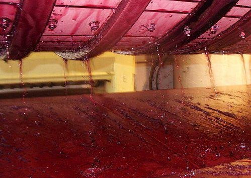 Le Pressoir qui Saigne. Pressurage