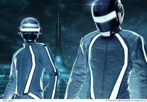 Tron l’héritage – Première photo du duo mythique Daft Punk et extrait du titre “The Game Has Changed”