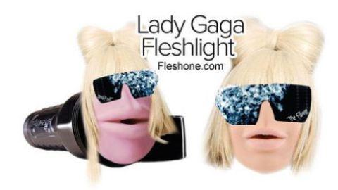 Lady Gaga ... Transformée en sextoy Lady Gaga ... Transformée en sextoy