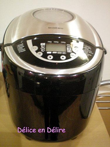 MON PREMIER PAIN A LA MAP OU LE PAIN DU SHABBAT DE MA MERE.... 100_0132-copie-3.JPG