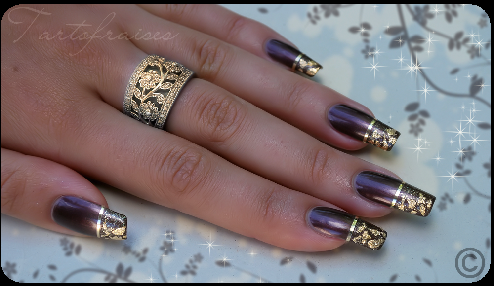 Nous n'avons pas les mêmes valeurs. Nail Art http://tartofraises.nailblogs.net/nailart/abalicoFeuilleOR/decoSF63_3.png