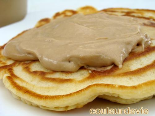 Pâte à tartiner aux spéculoos maison (au thermomix) et recette des pancakes (au thermomix aussi) Pâte à tartiner aux spéculoos maison (au thermomix) et recette des pancakes (au thermomix aussi)