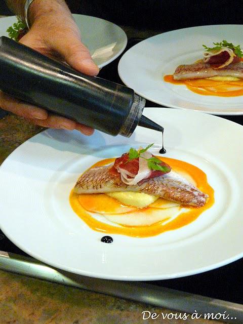 Filets de Rouget sur Carpaccio de Poire, Vinaigrette Aigre Douce Filets de Rouget sur Carpaccio de Poire, Vinaigrette Aigre Douce
