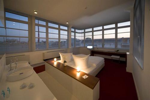 articlechbrebainelleington articlechbrebainelleington