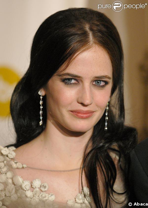 158009-eva-green-637x0-2