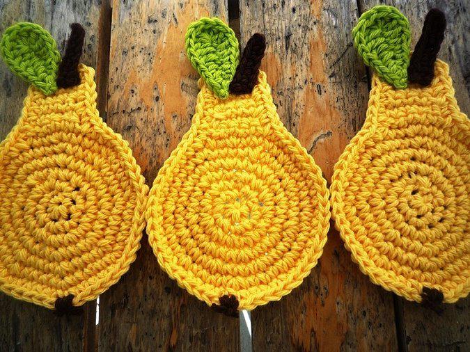 Yellow Pear set of 4 Crochet Coasters :: Yellow Pear
