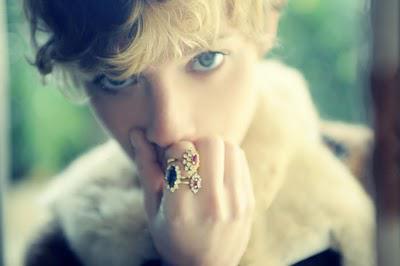 UN JOUR, UN BLOG... UN JOUR, UN BLOG...