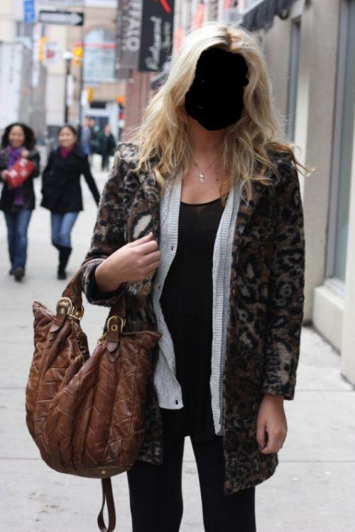 Nouveaux articles dans mon vide dressing ! Nouveaux articles dans mon vide dressing !