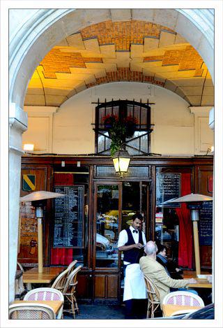 Photos d'Octobre Philippe Ibars Dans les Jardins de la Fontaine IBA_6217.jpg