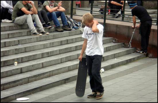 reykjavik-skate-boy.1287049467.jpg