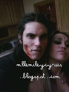 Dimanche 31 Octobre 2010. Image and video hosting by TinyPic