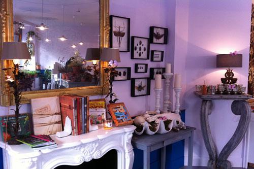 art-mauvaises-graines-fireplace art-mauvaises-graines-fireplace