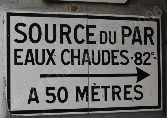 Chaudes-Aigues - Source du Par - Cantal