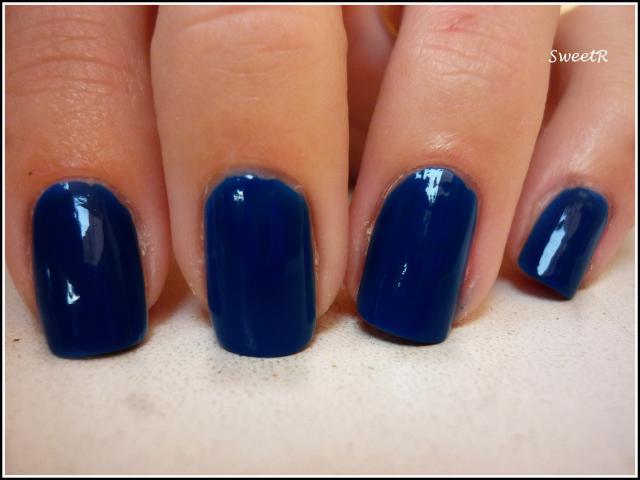 Essie - Mesmerize http://img11.hostingpics.net/pics/962283Essie___Mesmerize_01.jpg