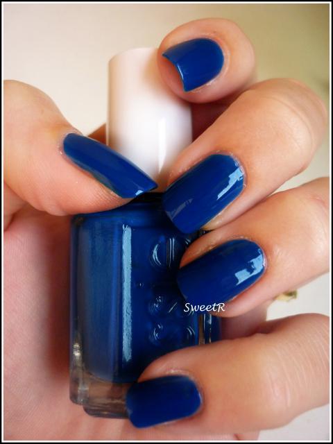 Essie - Mesmerize http://img11.hostingpics.net/pics/574730Essie___Mesmerize_03.jpg