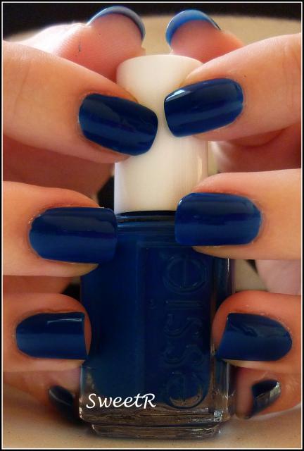 Essie - Mesmerize http://img11.hostingpics.net/pics/533239Essie___Mesmerize_05.jpg