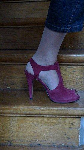 on peut être fashion drôle, intelligente et ménopausée... chaussures-dain-fuschia.jpg