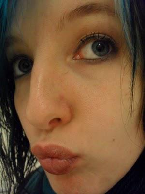 Monh la tête! Monh la tête!