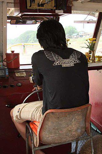 6 novembre 2010: Thaïlande. Udonthani. Sortie Mékong. DSCF6576