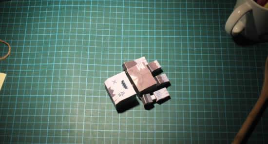 Pub Stop-motion pour jeu iphone Zombigotchi Pub Stop-motion pour le jeu iphone Zombigotchi