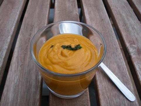 Soupe de lentilles corail, lait de coco et curry soupe lentille corail