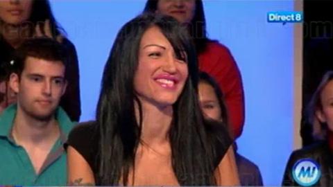 Qui veut épouser mon fils ... Cindy est une fille ou un garçon ... elle répond Qui veut épouser mon fils ... Cindy est une fille ou un garçon ... elle répond